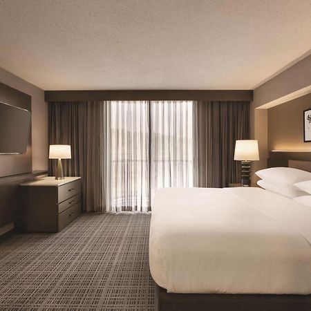 Embassy Suites By Hilton Richmond Dumbarton Exteriör bild