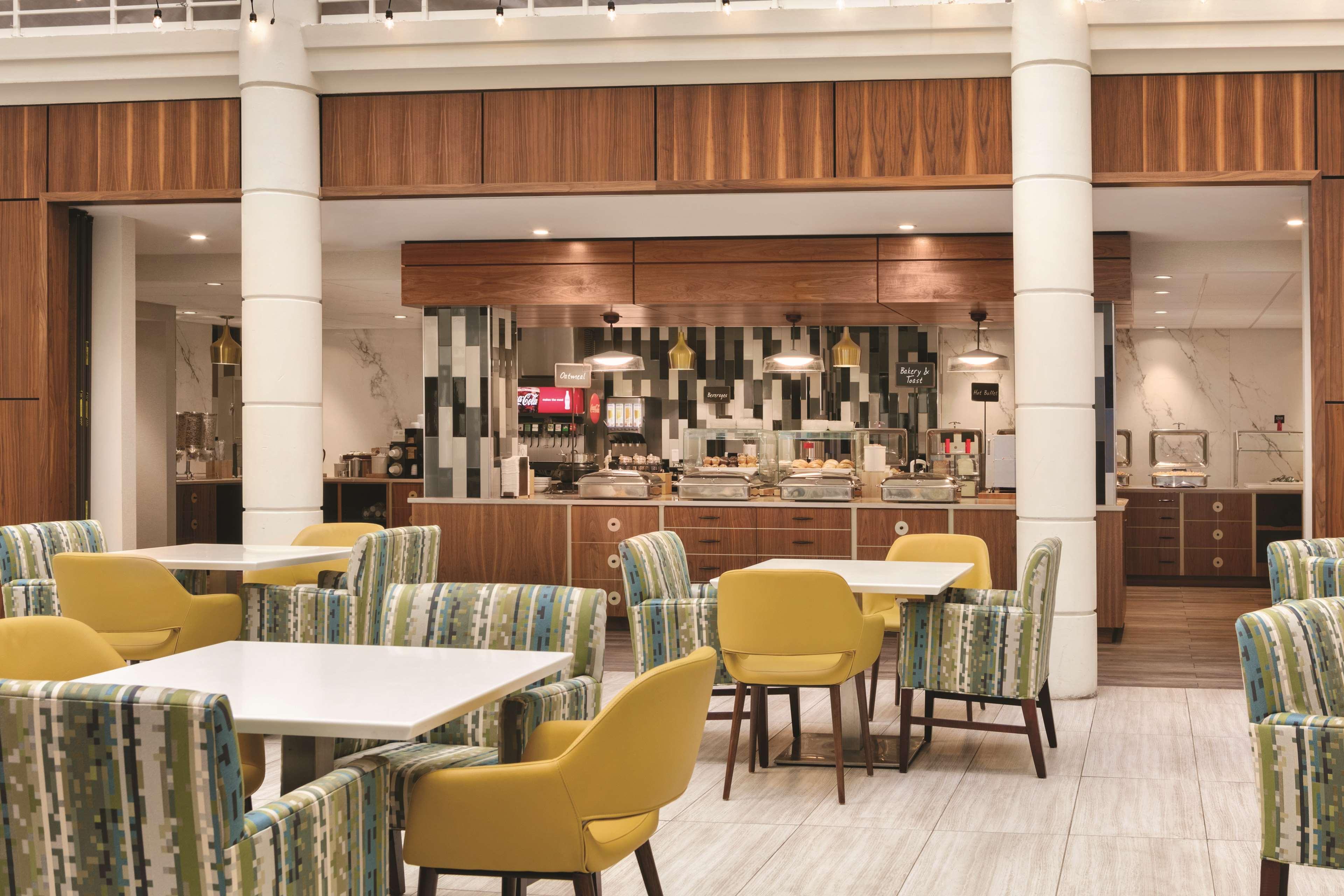 Embassy Suites By Hilton Richmond Dumbarton Exteriör bild